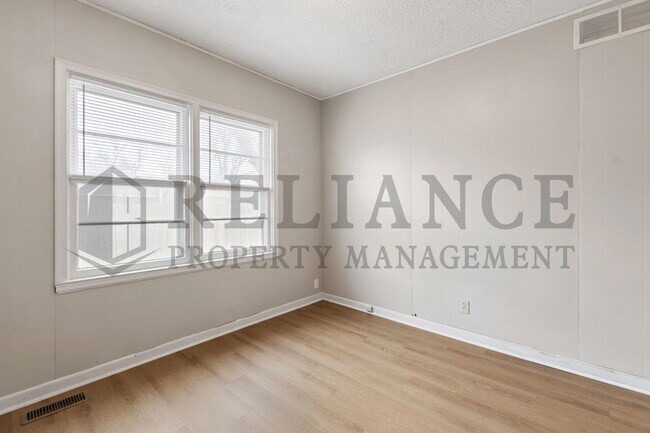 Building Photo - 1930 S St Clair Ave