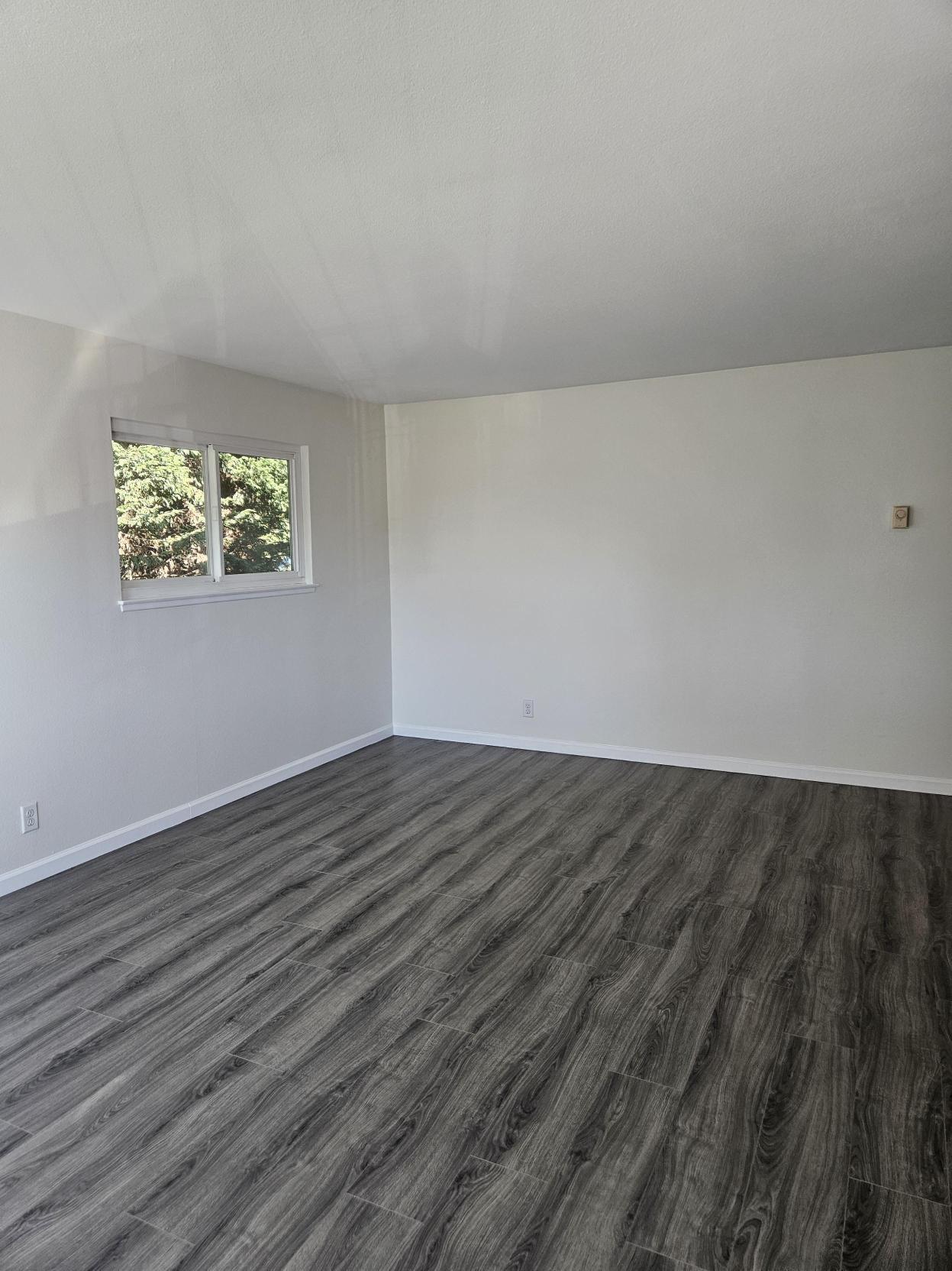 Building Photo - 1107 Carlsbad Pl