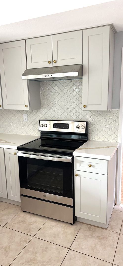 Building Photo - Beautiful fully remodeled home in sunny San Diego!