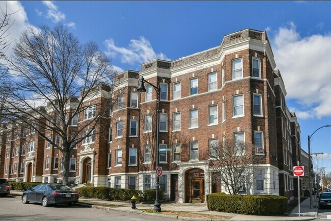 Building Photo - 1625 Commonwealth Ave