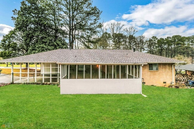 Building Photo - 2537 Bonnybrook Dr SW