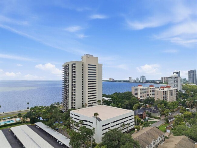 Building Photo - 2413 Bayshore Blvd
