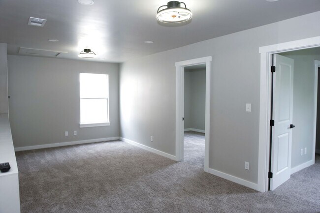Building Photo - Coming Soon!!