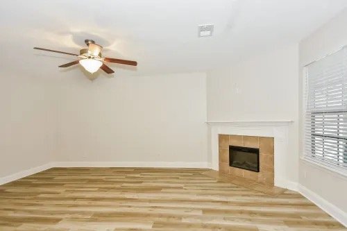 Building Photo - 7011 N Pitt Rd