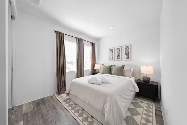 Building Photo - 7906 Montecito Ln