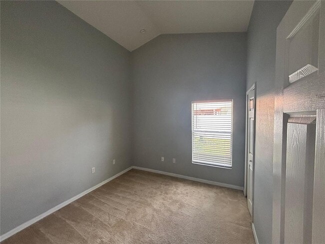 Building Photo - 3068 Cameron Dr