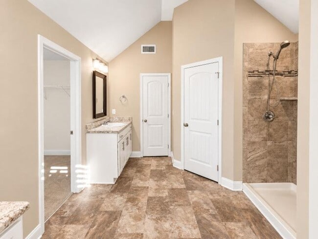 Building Photo - 1233 Black Oak Cir