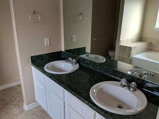 Building Photo - 21111 Sweet River Ln