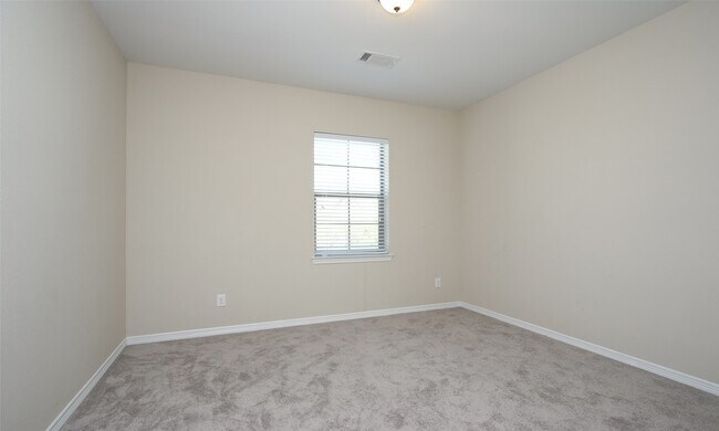Building Photo - 27019 Drybank Creek Ln