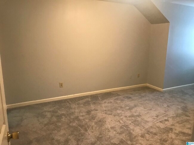 Building Photo - 117 Meadow Croft Cir