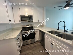 Building Photo - 5405 Lindley Ave