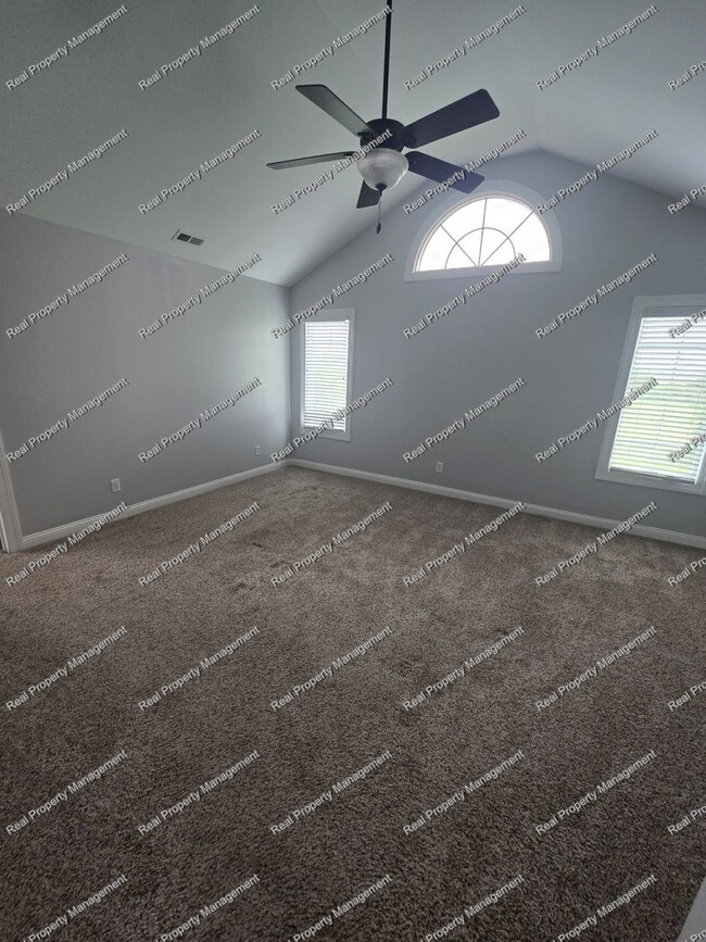 Building Photo - 9763 Garden Way