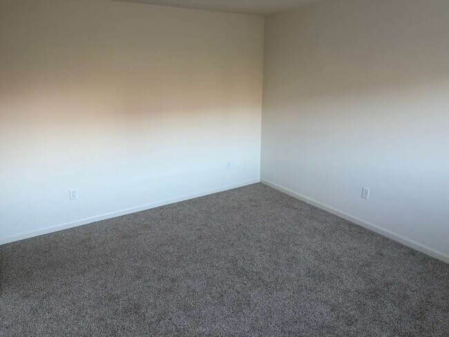 Building Photo - 2016 Yellowstone Blvd