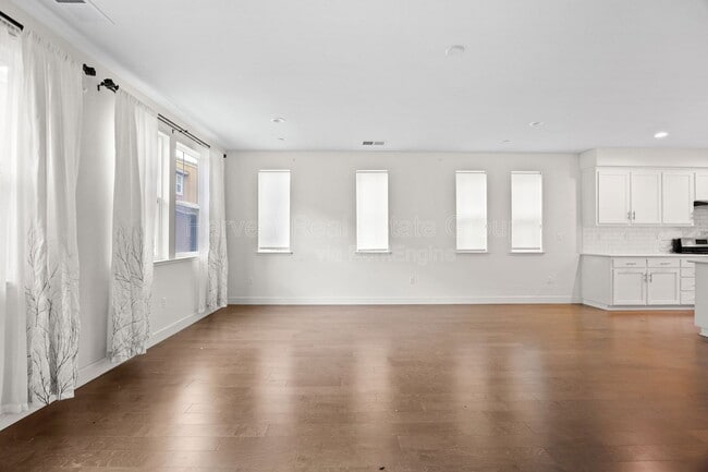 Building Photo - 38934 Lemongrass Wy