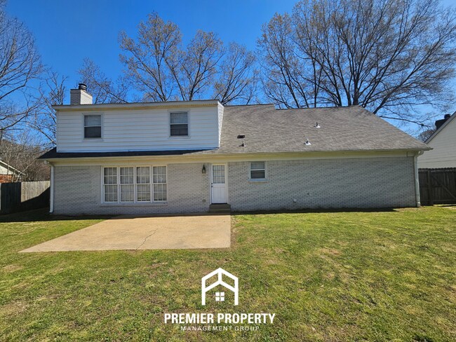 Building Photo - Executive 4BR Estate in Dogwood Trails | Houston High Schools & Designer Finishes