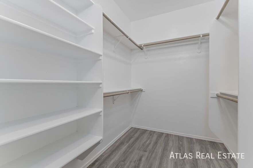 Building Photo - 7184 S Paseo Monte Verde