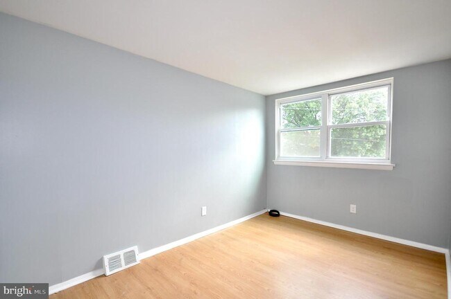 Building Photo - 3432 Ashfield Ln