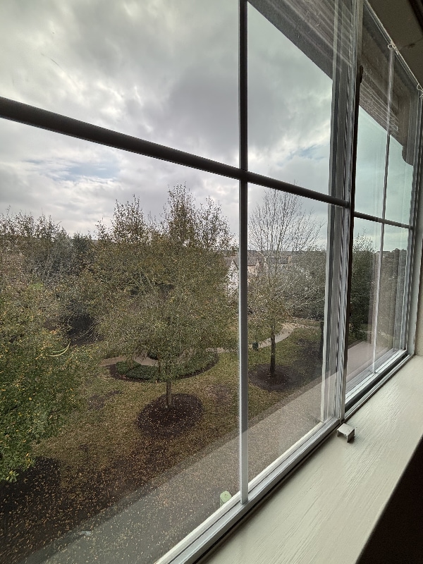 Building Photo - 3008 Clearview Cir