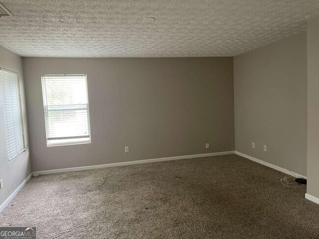 Building Photo - 5549 Sable Way