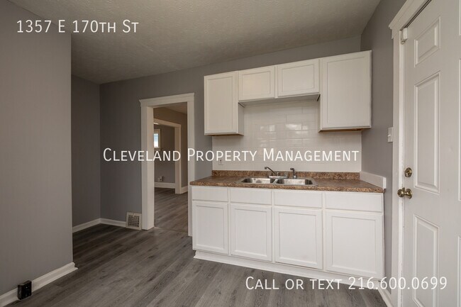 Building Photo - 1357 E 170th St