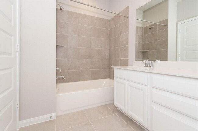 Building Photo - 4208 Peaceful Pines Ln