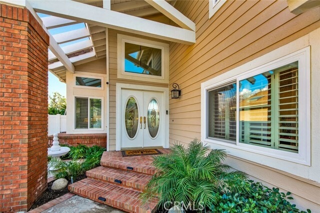 Building Photo - 7246 E La Cumbre Dr