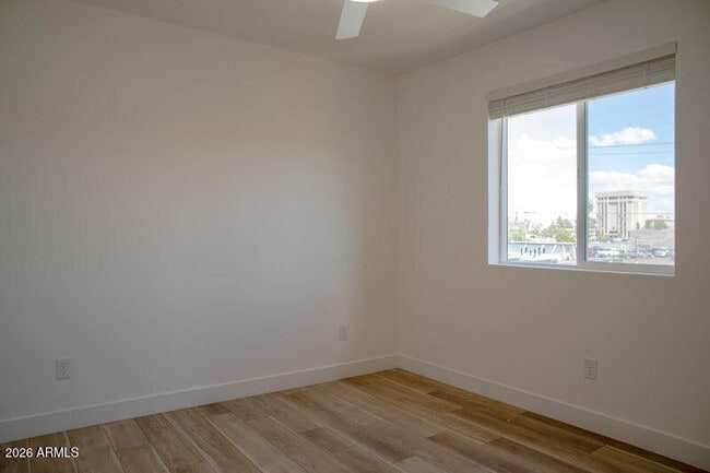 Building Photo - 2006 W Madison St