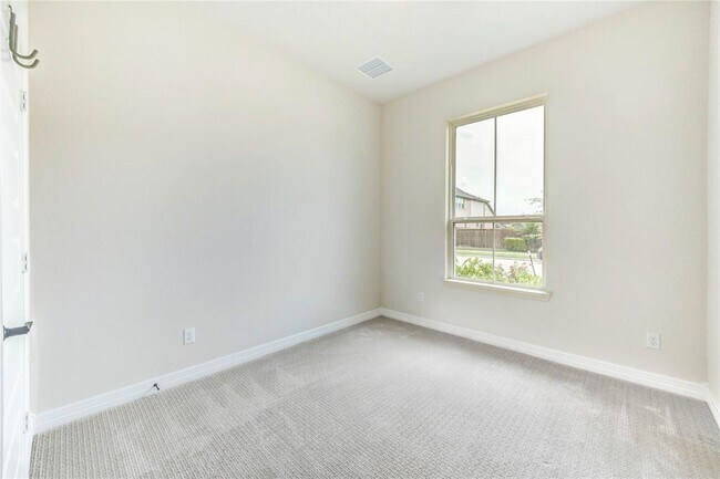 Building Photo - 9446 Pilares Rdg Dr
