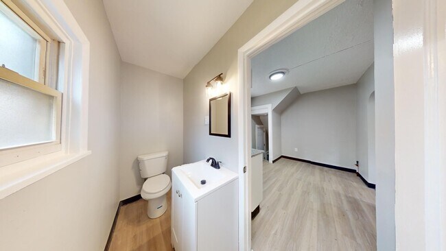 Building Photo - Old Brooklyn Area - 3 Bedroom Single Famil...