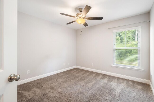 Building Photo - 3809 Ardmore Ln