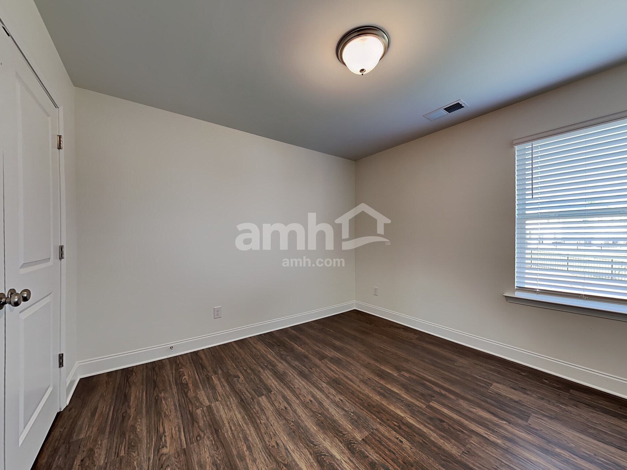 Building Photo - 116 Garrison Grv Ct