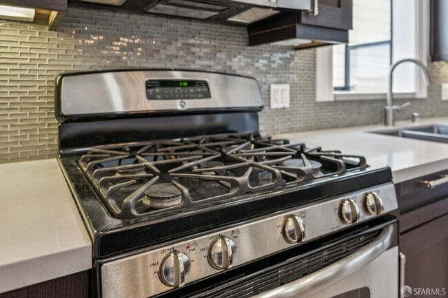 Building Photo - 1259 Guerrero St