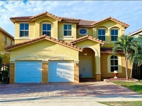 Building Photo - 11350 NW 82nd Terrace