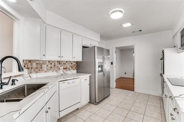 Building Photo - 1021 Auburn Dr