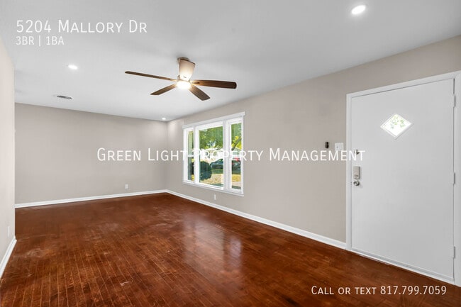 Building Photo - 5204 Mallory Dr