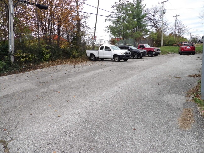 Building Photo - 409 Ridgewood Ln