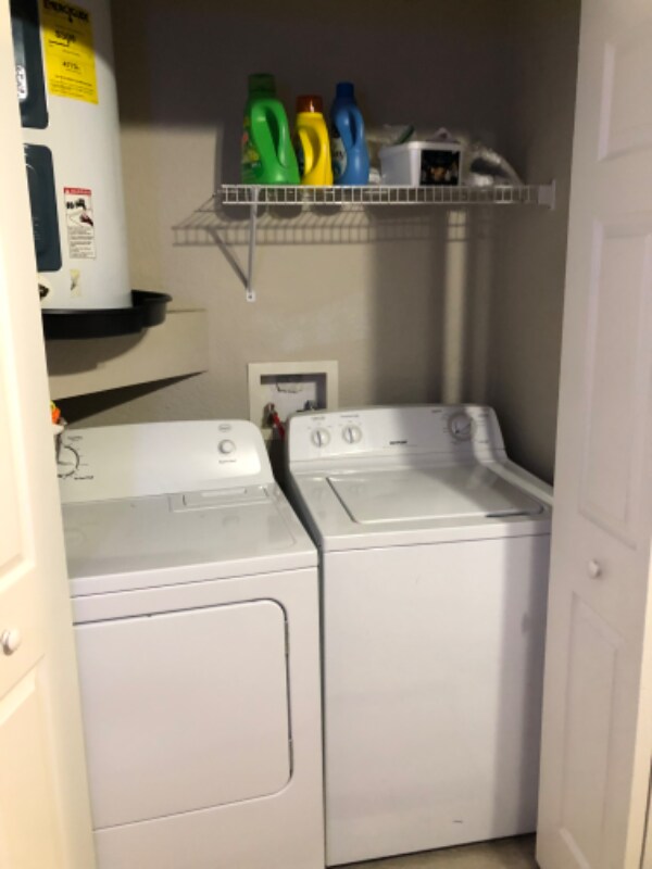 Building Photo - 9261 N Peachtree Way