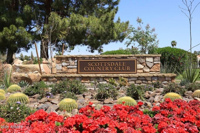 Building Photo - 8334 E Jenan Dr