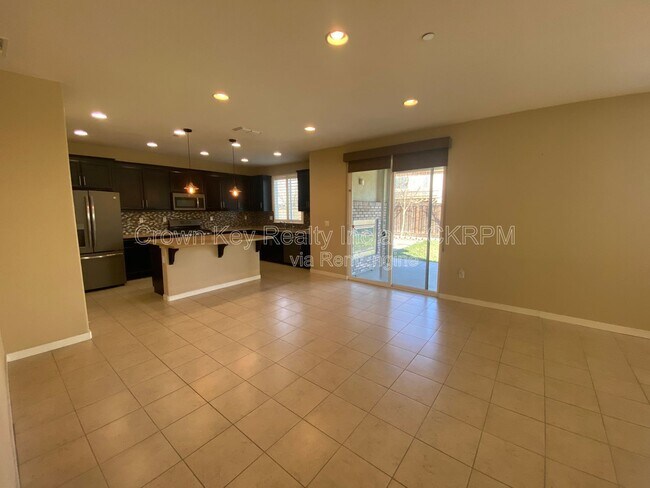 Building Photo - 18344 Spence Ave