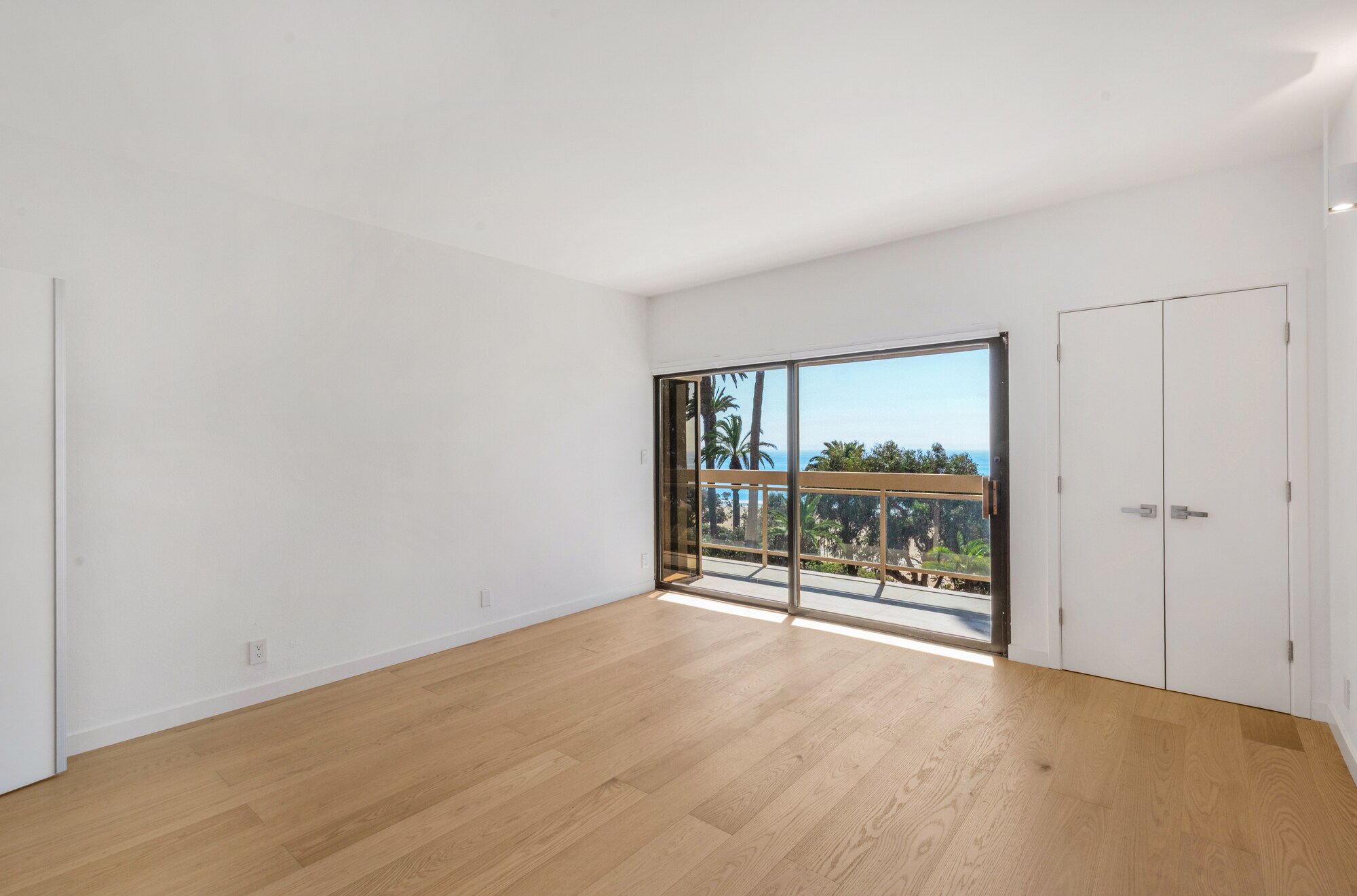 Building Photo - 801 Ocean Ave