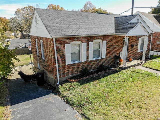 Building Photo - 7232 MacKenzie Rd