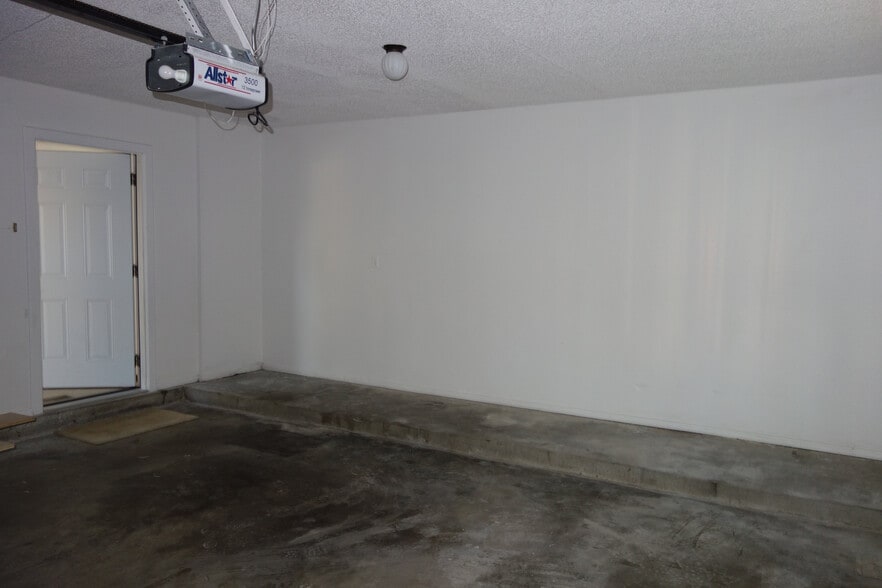 2 Car garage - 7116 S Indianapolis Ave