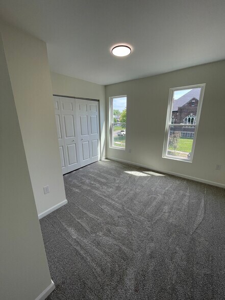 Building Photo - 180 E Morrill Ave