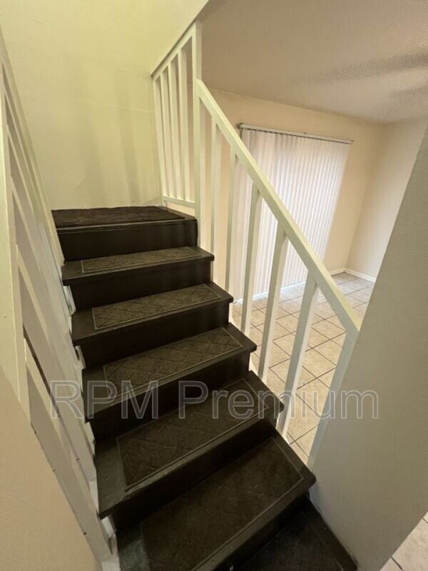 Building Photo - 5268 S Brightside View Dr