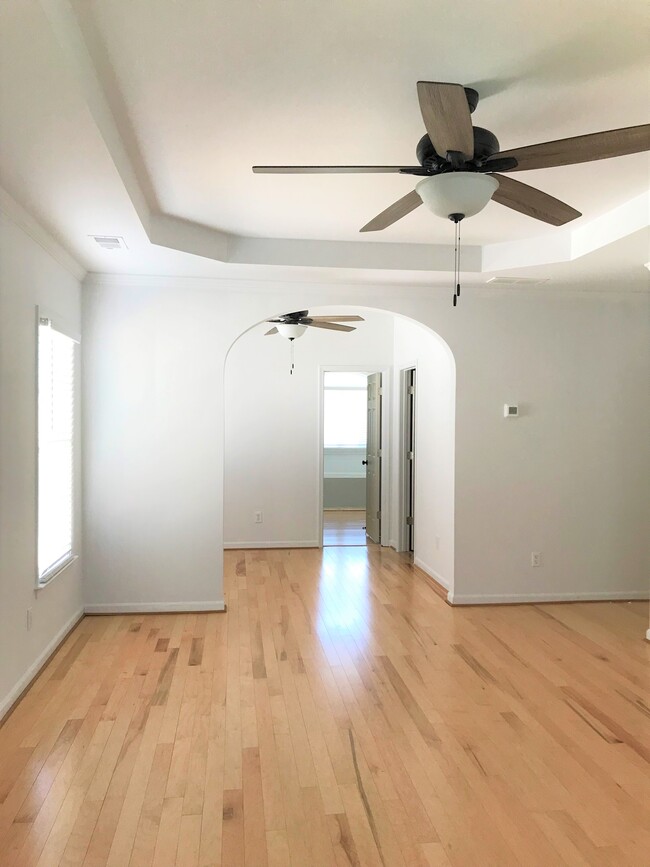 Master BR with a huge closet - 1920 Barrett Knoll Cir