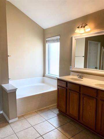 Building Photo - 1021 Terrace View Dr