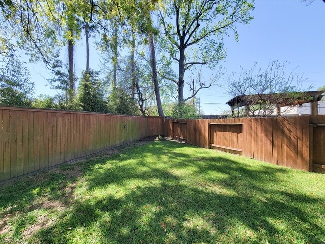 Building Photo - 935 W Lacey Garden Loop