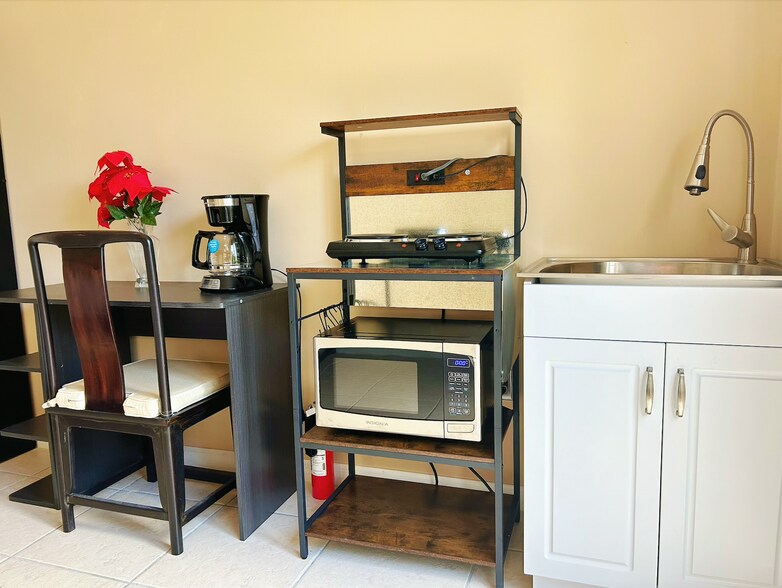 Building Photo - 13473 SW 142nd Ter