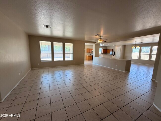 Building Photo - 9817 W Las Palmaritas Dr