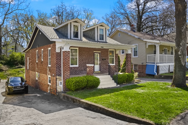 Building Photo - 2230 Northbury Ln